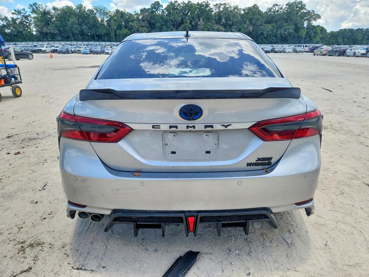 2022 Toyota Camry Xse - Image 6