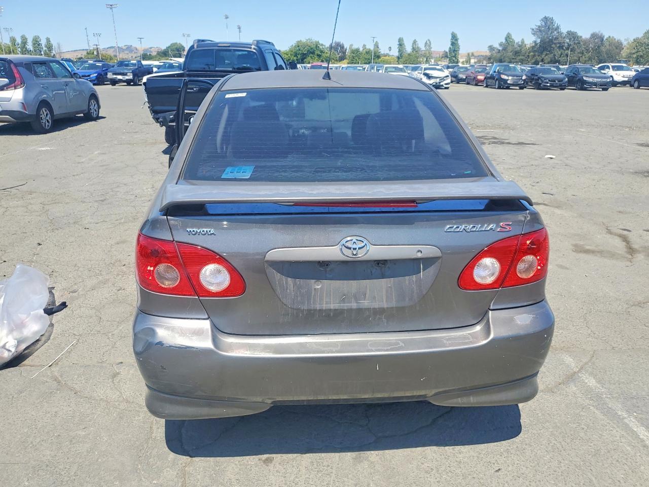 2005 Toyota Coroll - Image 6
