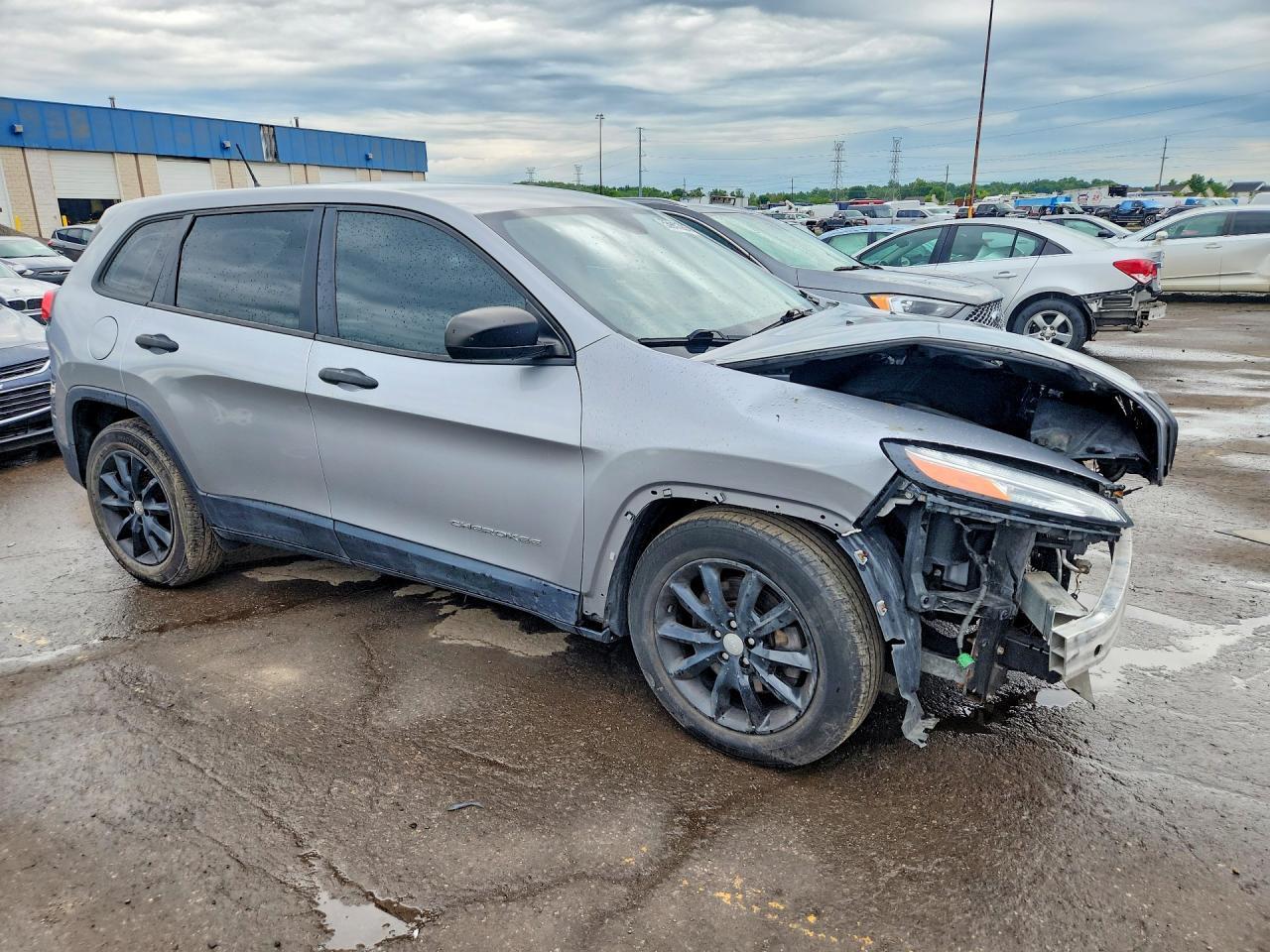 2017 Jeep Cherokee Sport - Image 4