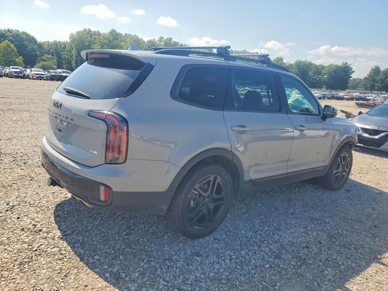 2025 Kia Telluride Sx-Prestige X-Line - Image 3
