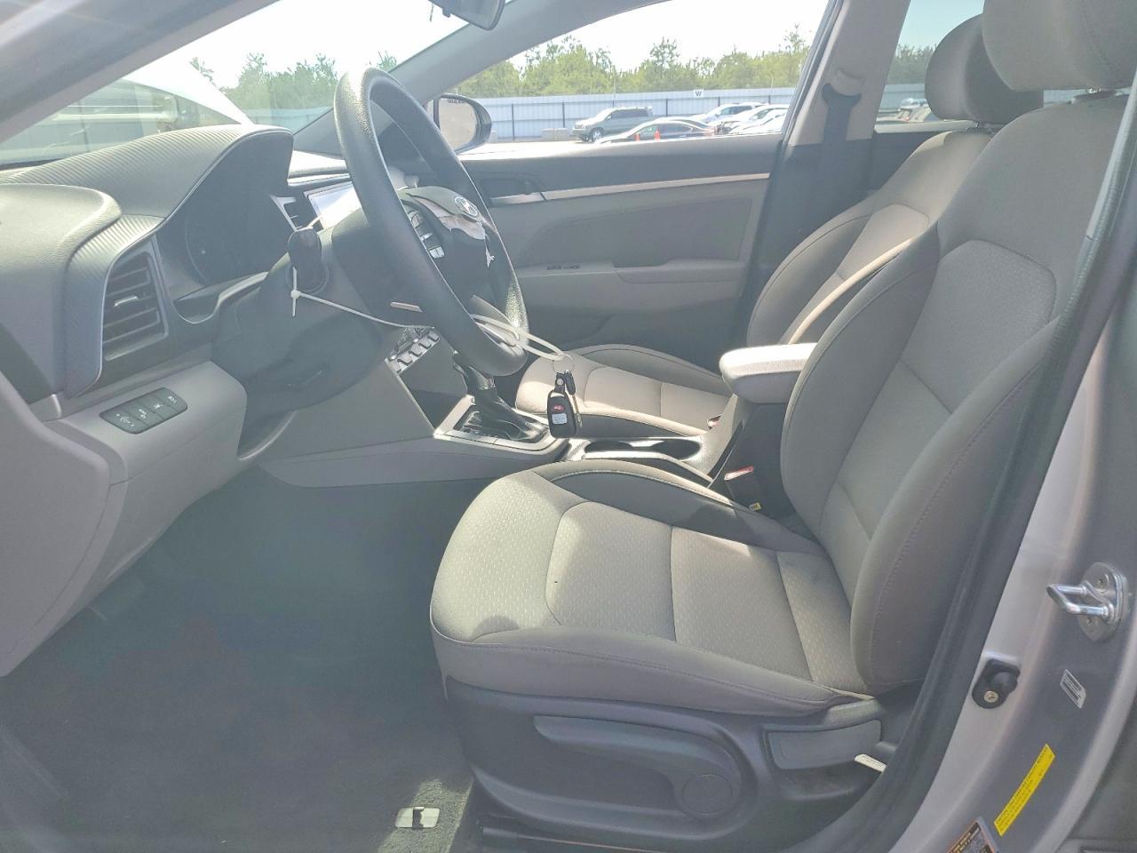 2020 Hyundai Elantra Sel - Image 7
