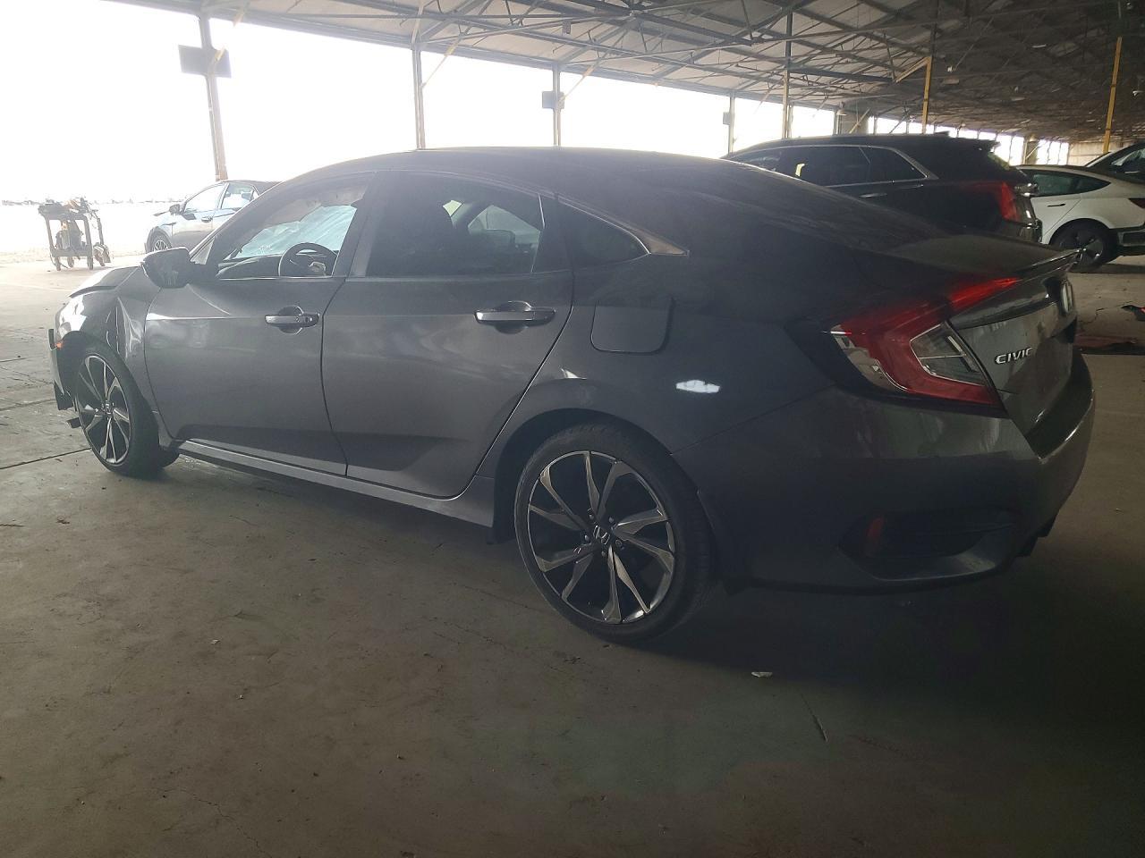 2020 Honda Civic Sport - Фото 2