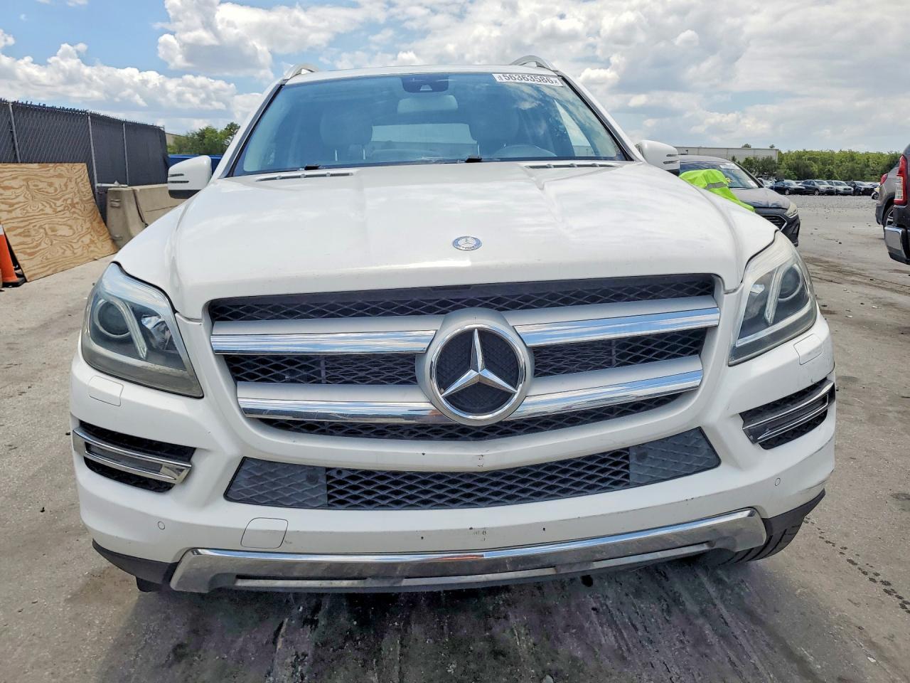2014 Mercedes-Benz Gl 450 4Matic - Image 5