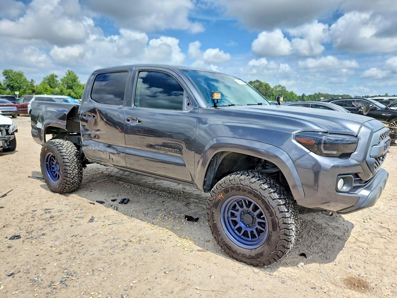 2021 Toyota Tacoma Sr5 V6 - Image 4