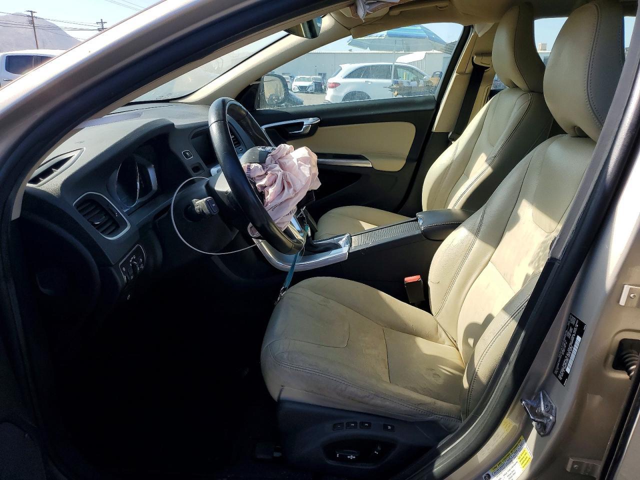 2017 Volvo V60 T5 Premier - Фото 7