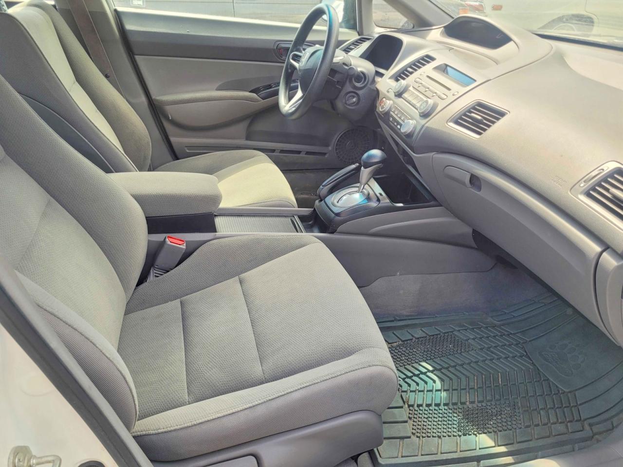 2011 Honda Civic Dx-G - Фото 5