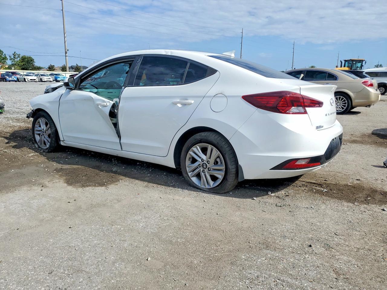 2020 Hyundai Elantra Sel - Фото 2