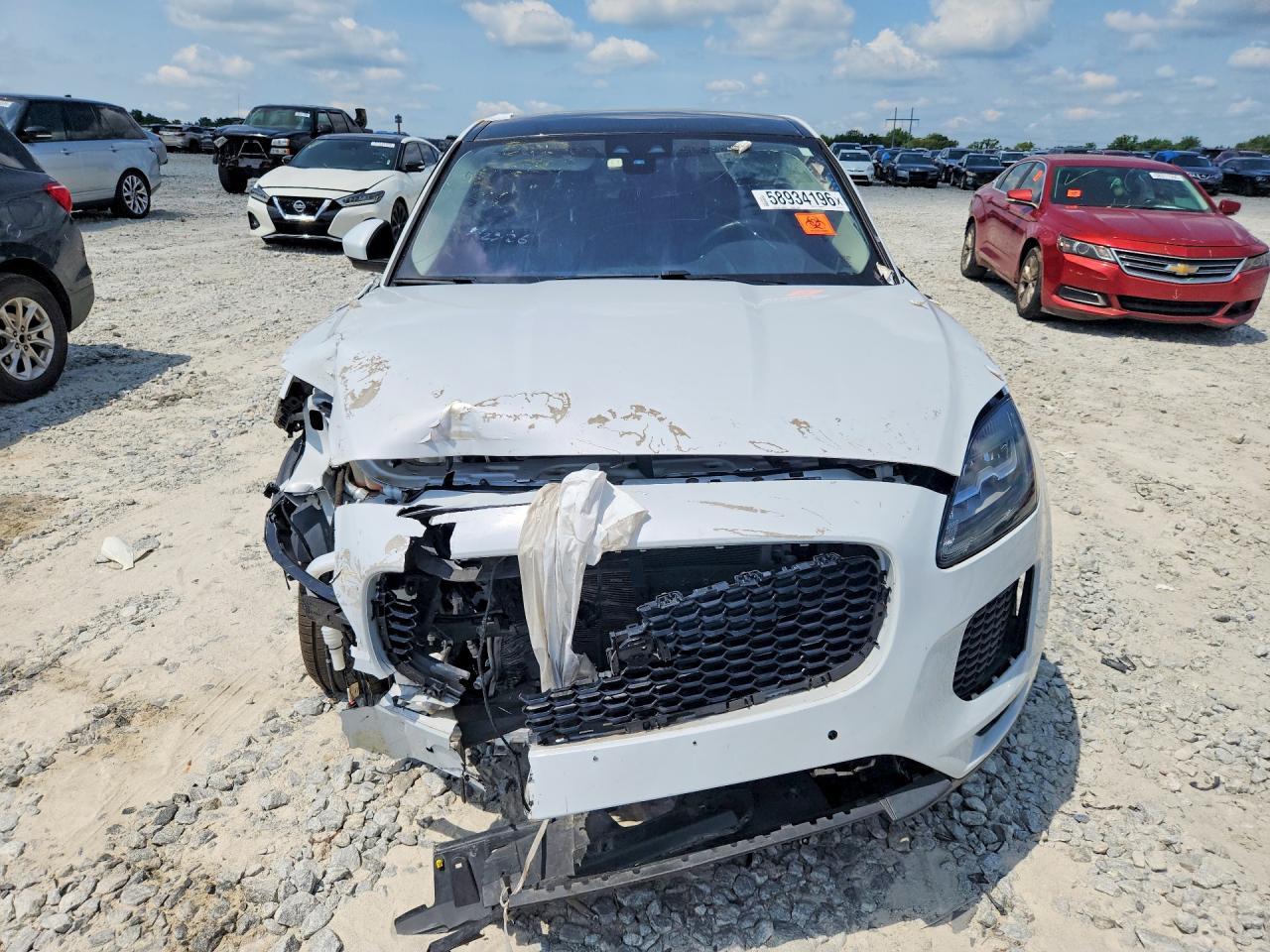 2020 Jaguar E-Pace - Image 5