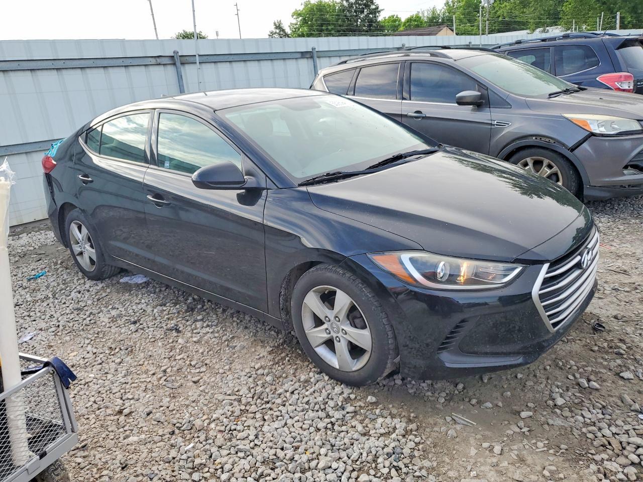 2017 Hyundai Elantra Se - Image 4