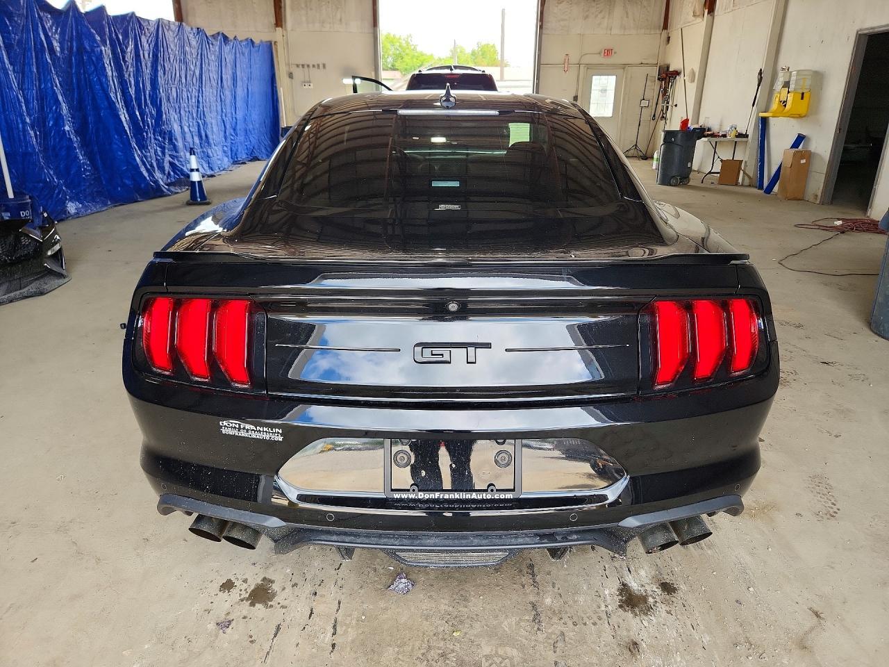 2020 Ford Mustang Gt - Фото 6