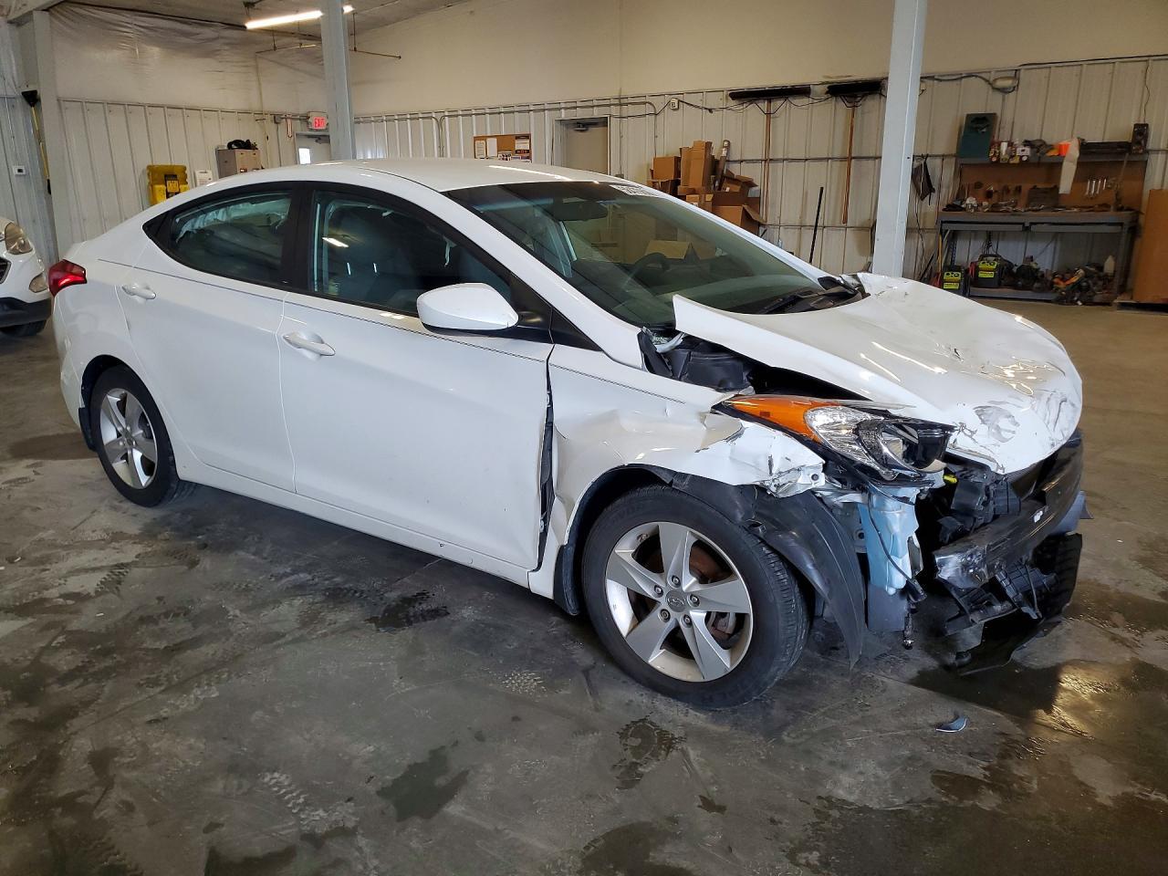 2013 Hyundai Elantra Gls - Фото 4