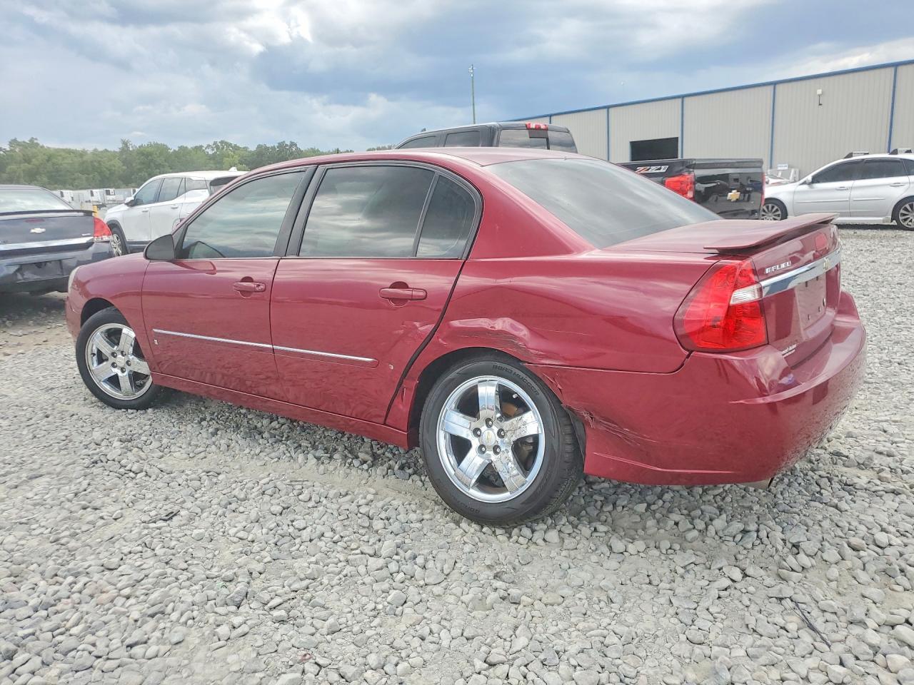 2007 Chevrolet Malibu Ltz - Image 2