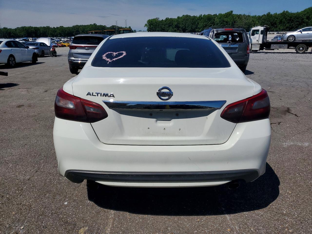 2018 Nissan Altima 2.5 S - Фото 6