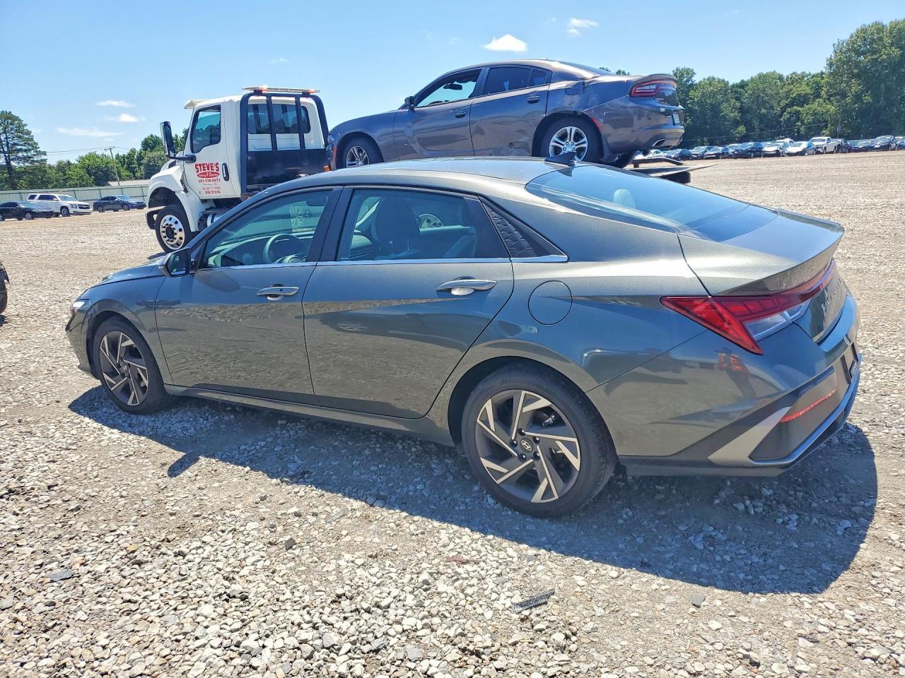 2026 Hyundai Elantra Limited - Image 2
