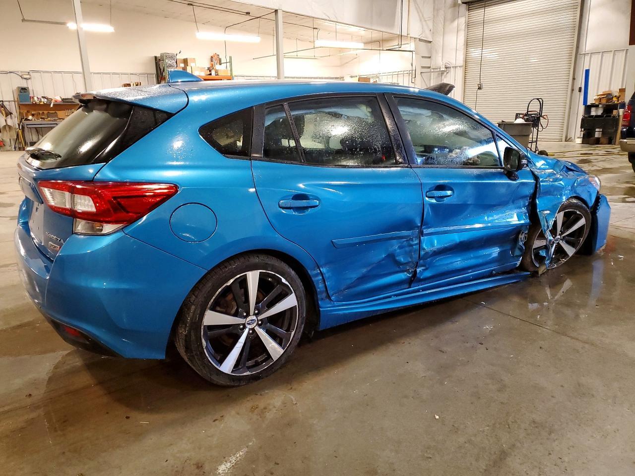 2017 Subaru Impreza Sport - Фото 3