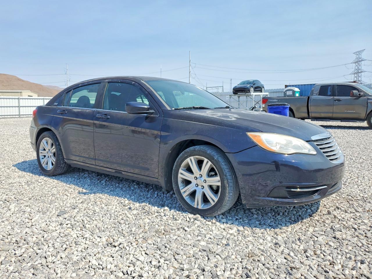 2011 Chrysler 200 Touring - Фото 4
