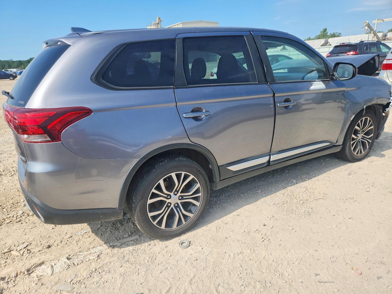 2018 Mitsubishi Outlander Se - Image 3