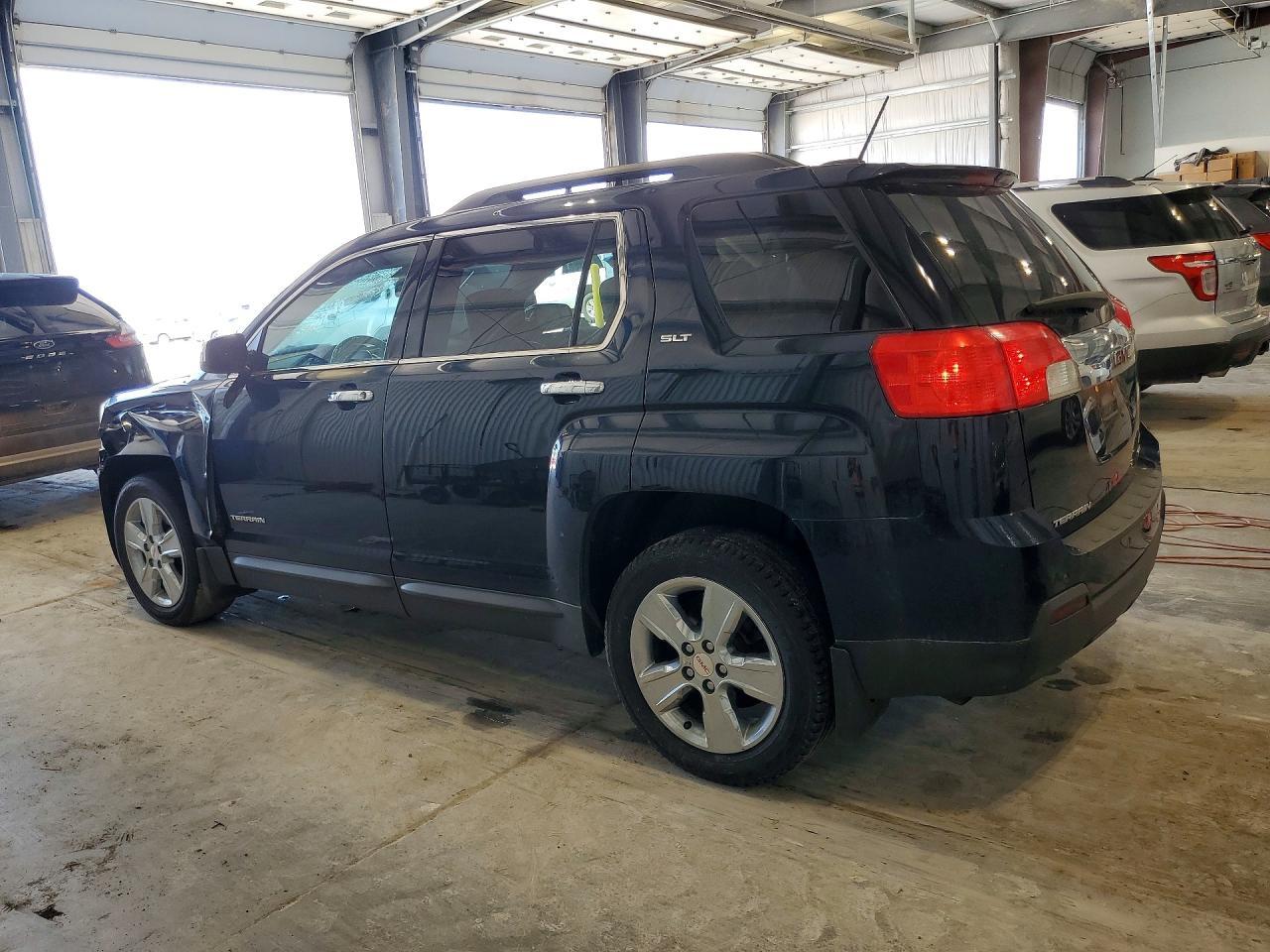 2015 GMC Terrain Slt - Image 2
