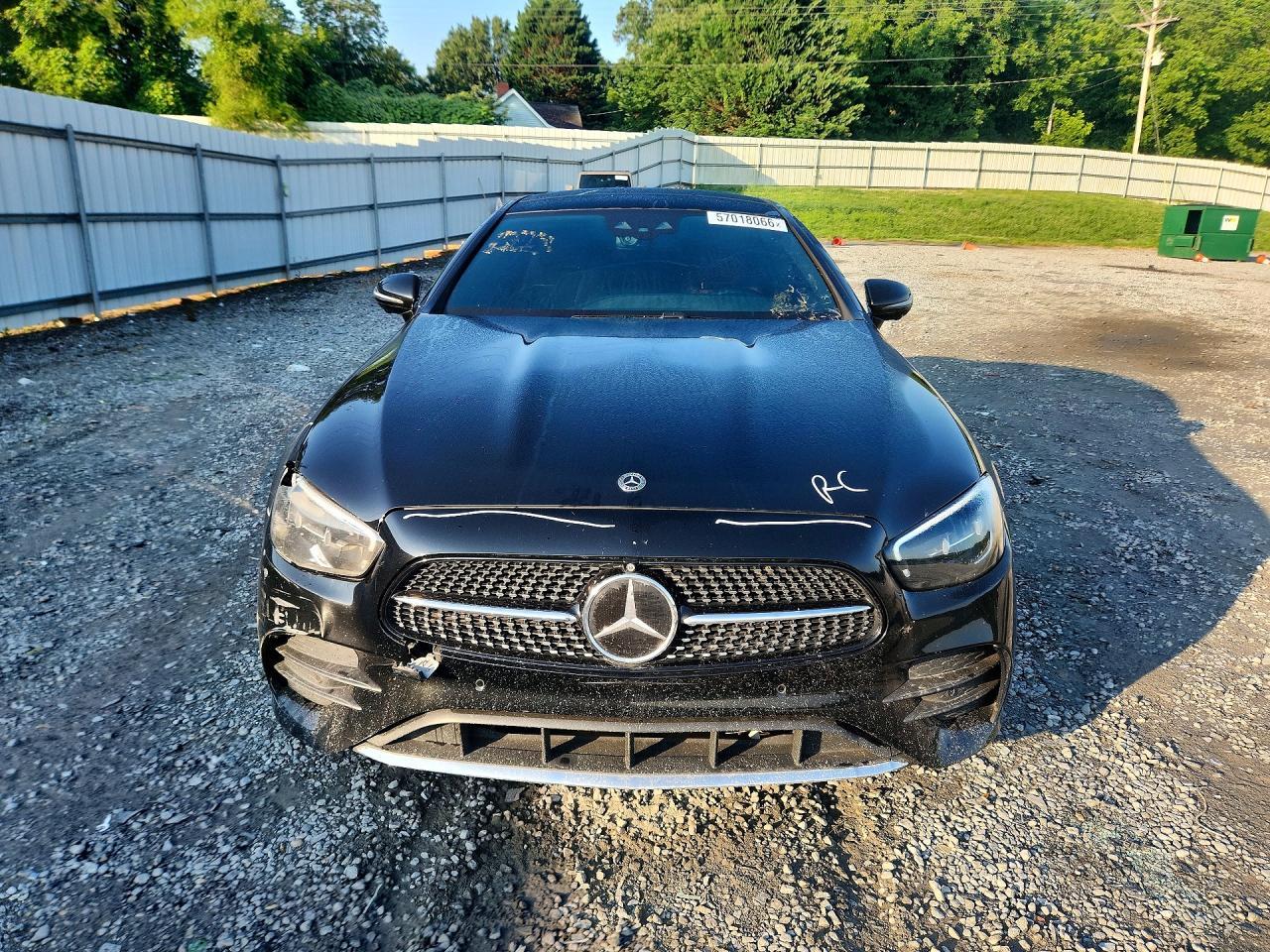 2021 Mercedes-Benz E 450 4Matic - Image 5