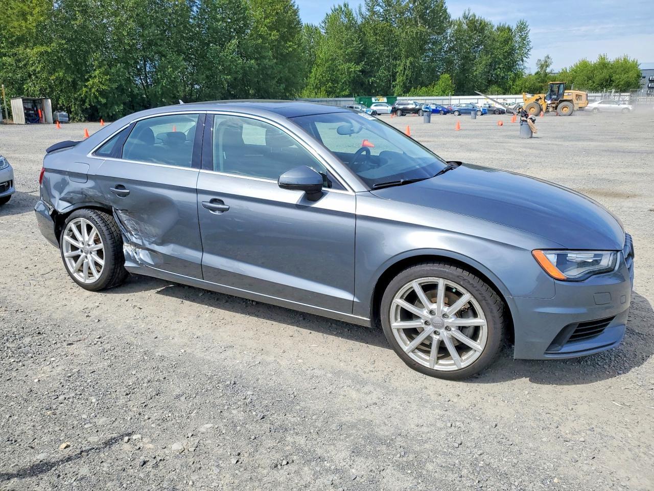 2015 Audi A3 Premium - Image 4