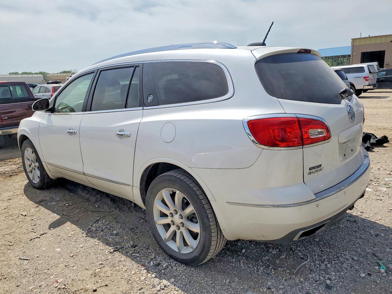 2016 Buick Enclave - Image 2