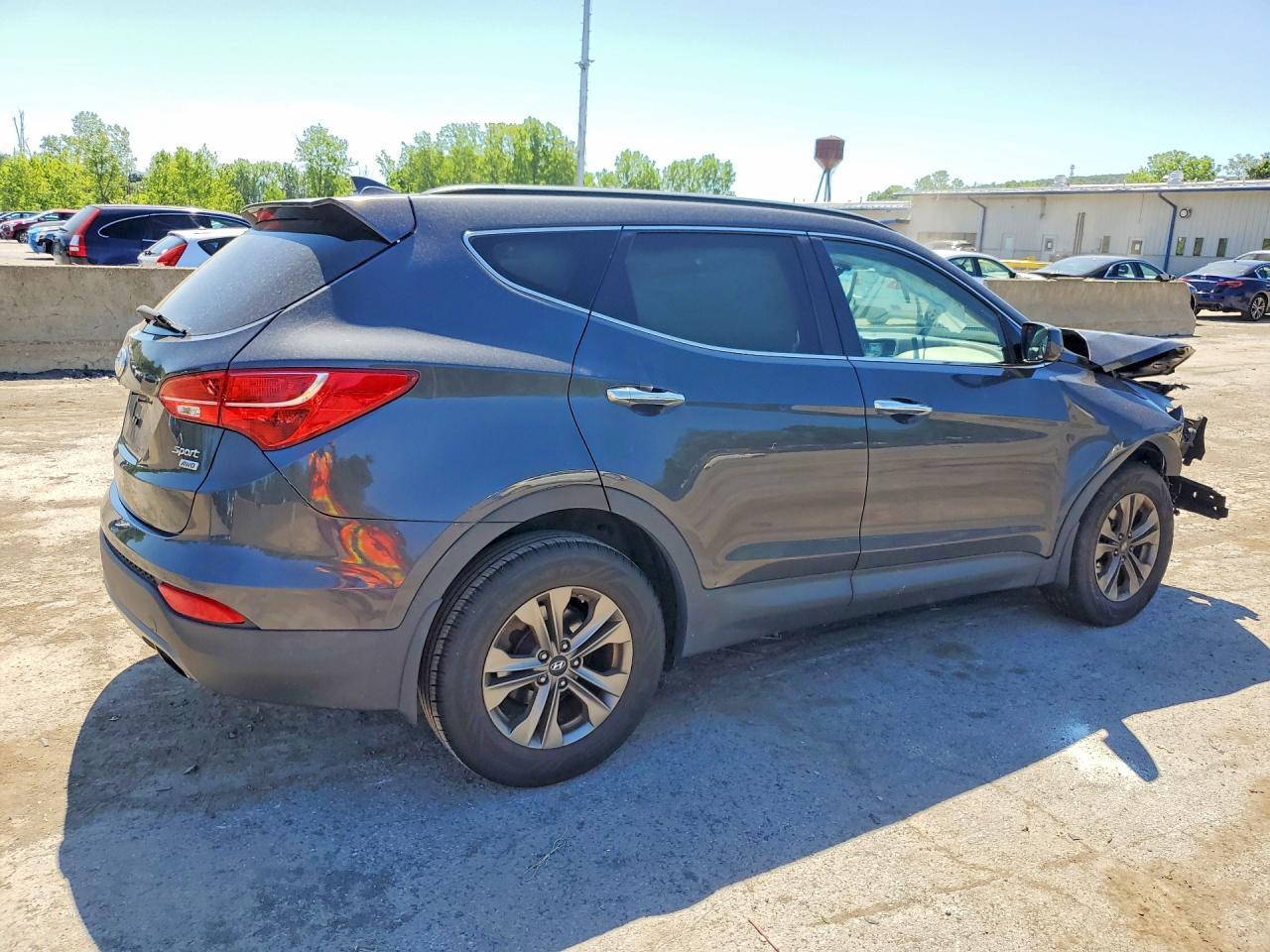 2016 Hyundai Santa Fe Sport 2.4L - Фото 3