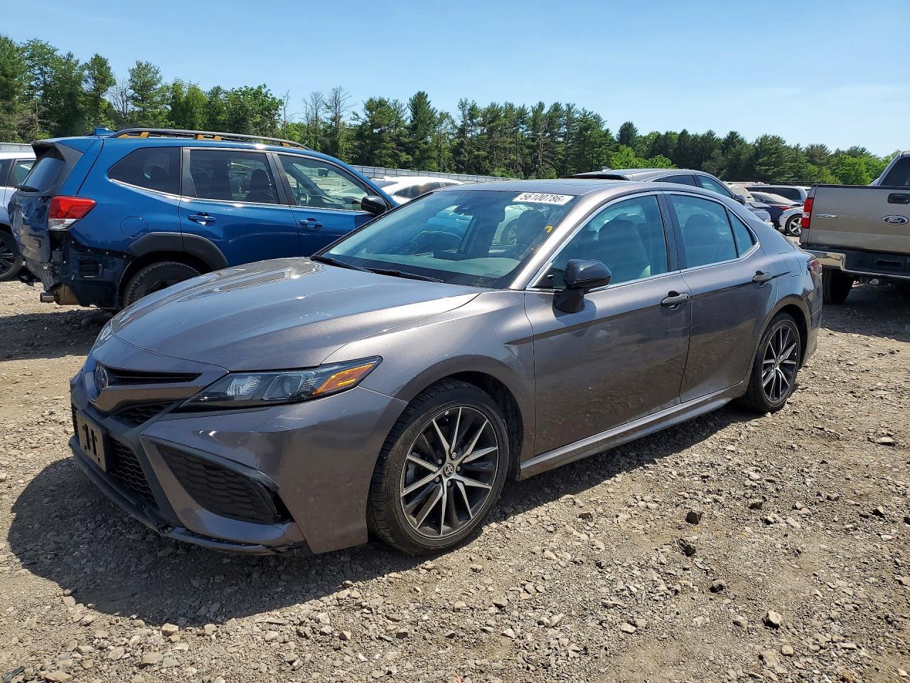 2022 Toyota Camry Hybrid Se