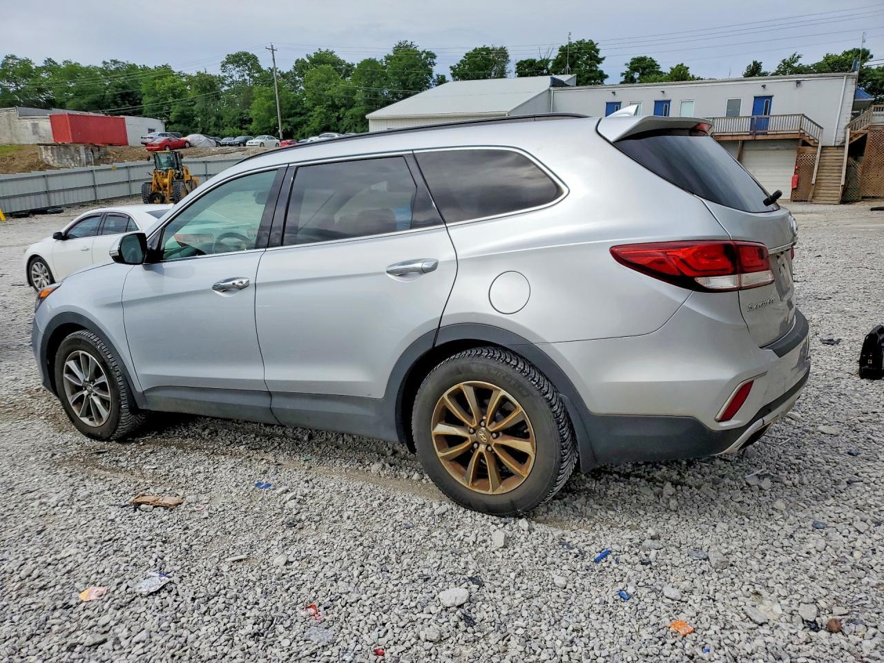 2017 Hyundai Santa Fe Limited - Фото 2