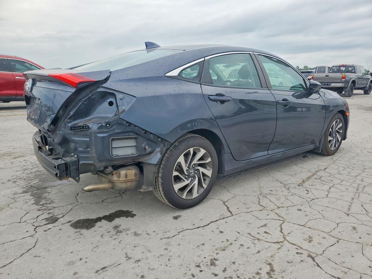 2018 Honda Civic Ex - Фото 3