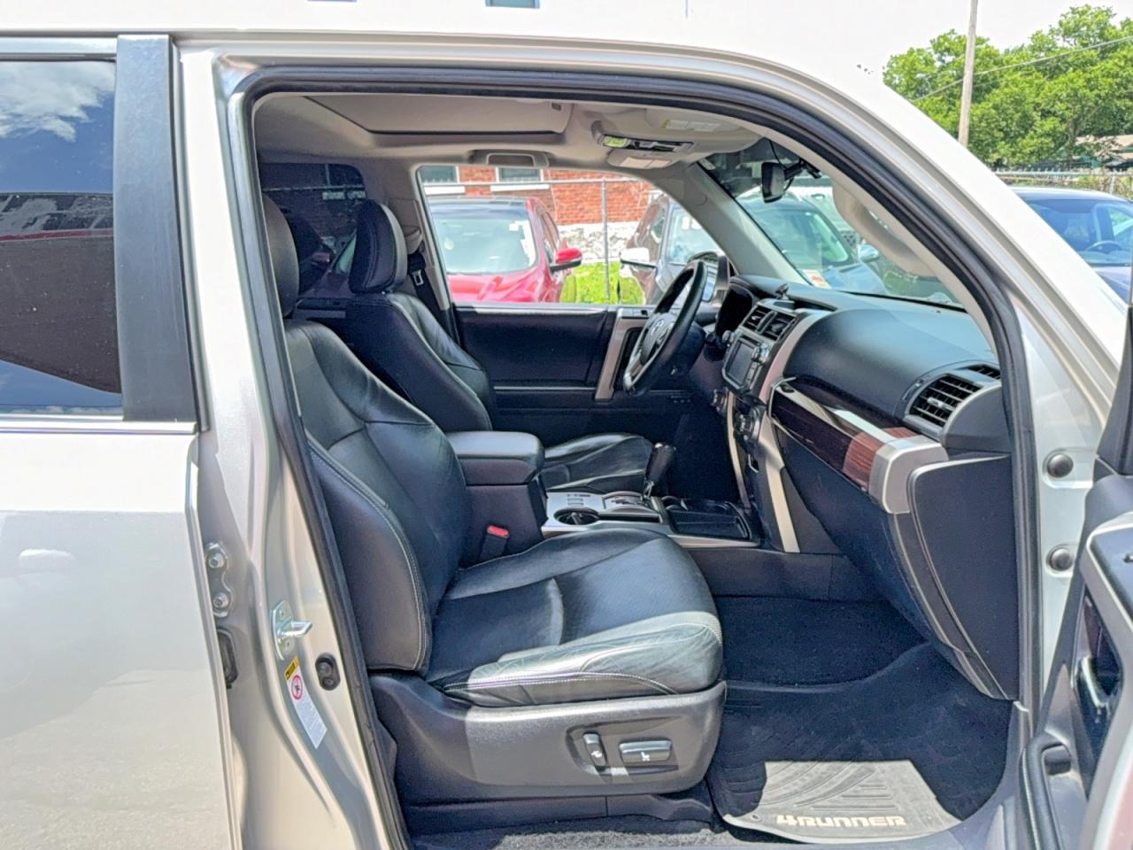 2014 Toyota 4Runner Limited - Фото 5