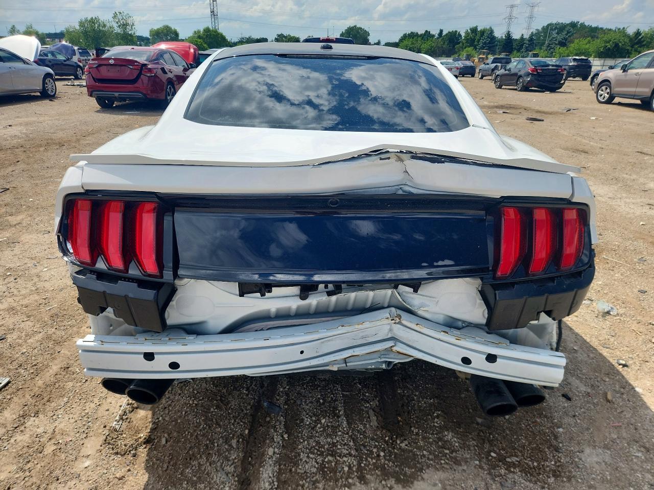 2019 Ford Mustang Gt - Фото 6