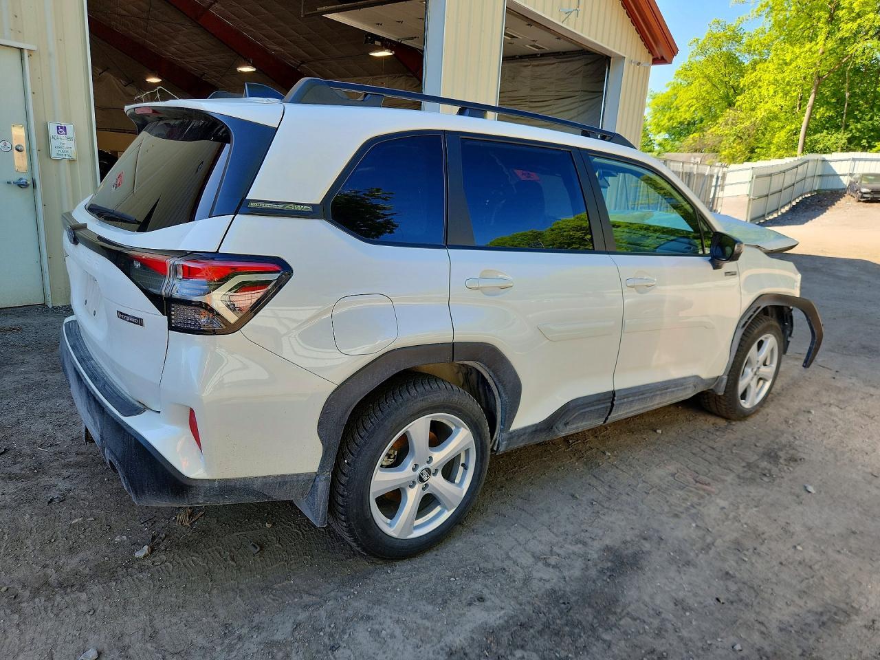 2025 Subaru Forester - Image 3