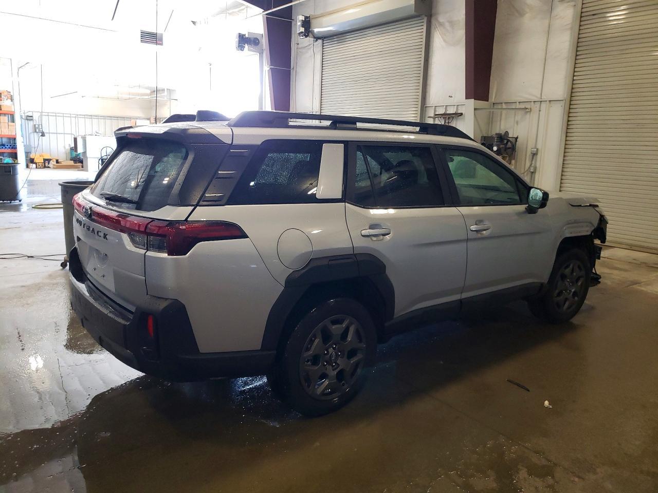 2026 Subaru Outback Premium - Фото 3