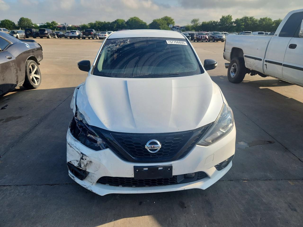 2018 Nissan Sentra Sr - Image 5