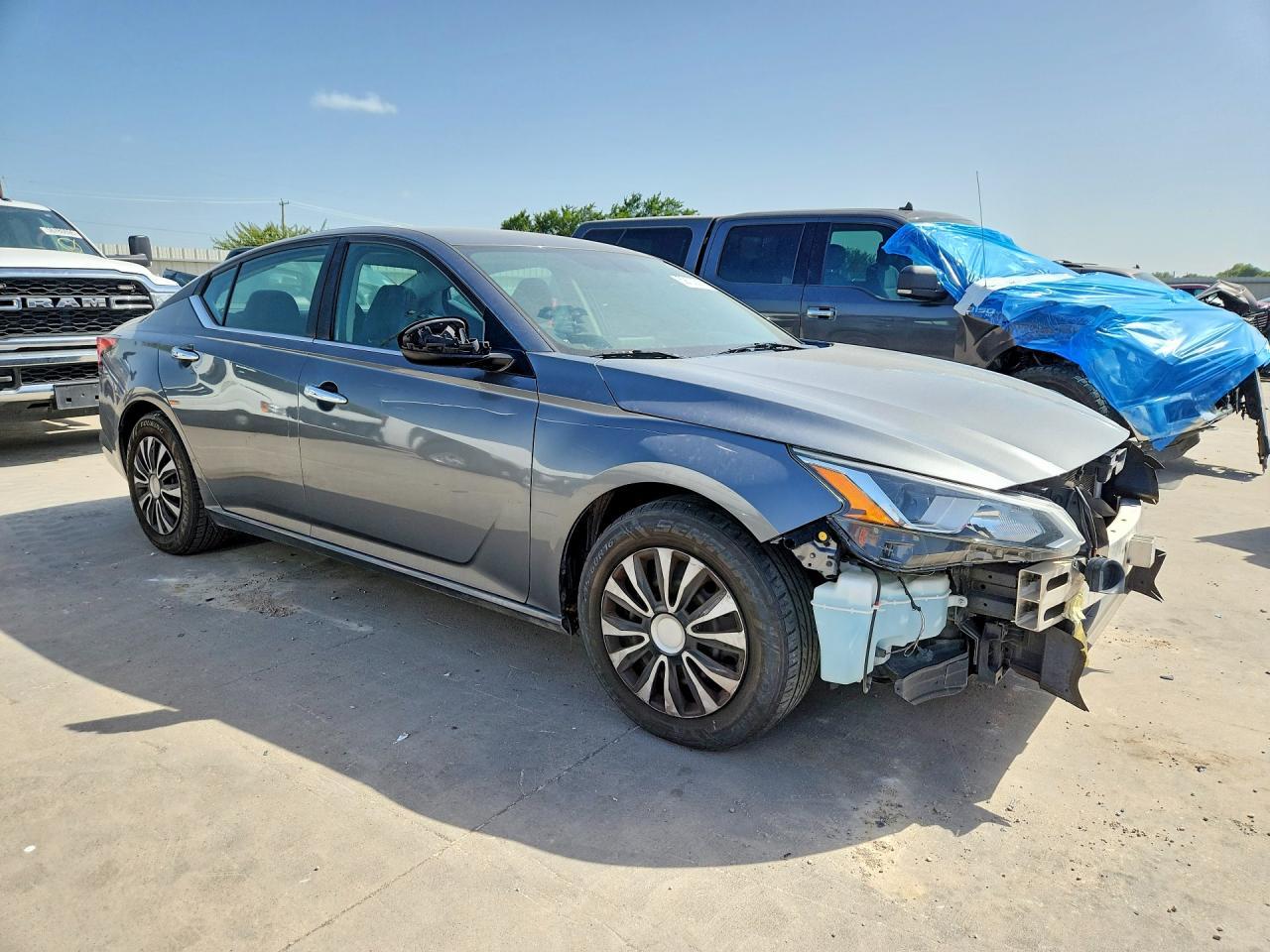 2019 Nissan Altima S - Фото 4
