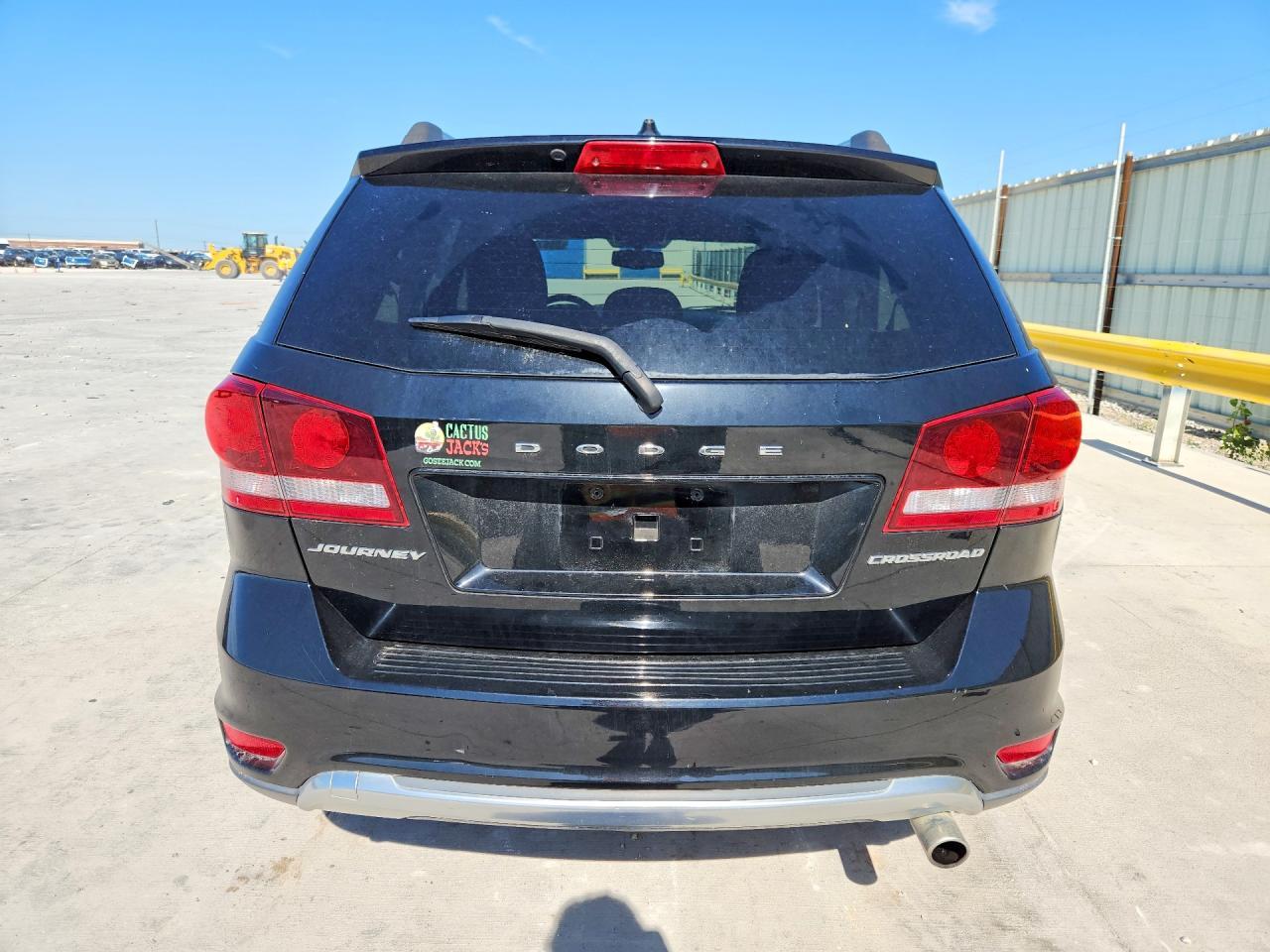 2017 Dodge Journey Crossroad - Image 6