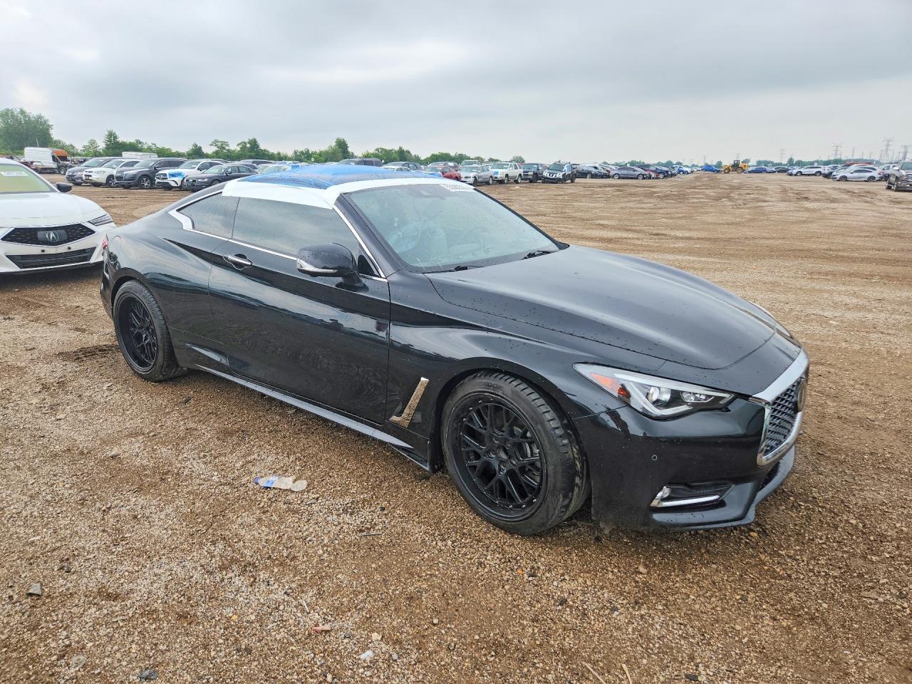 2022 Infiniti Q60 Luxe - Image 4