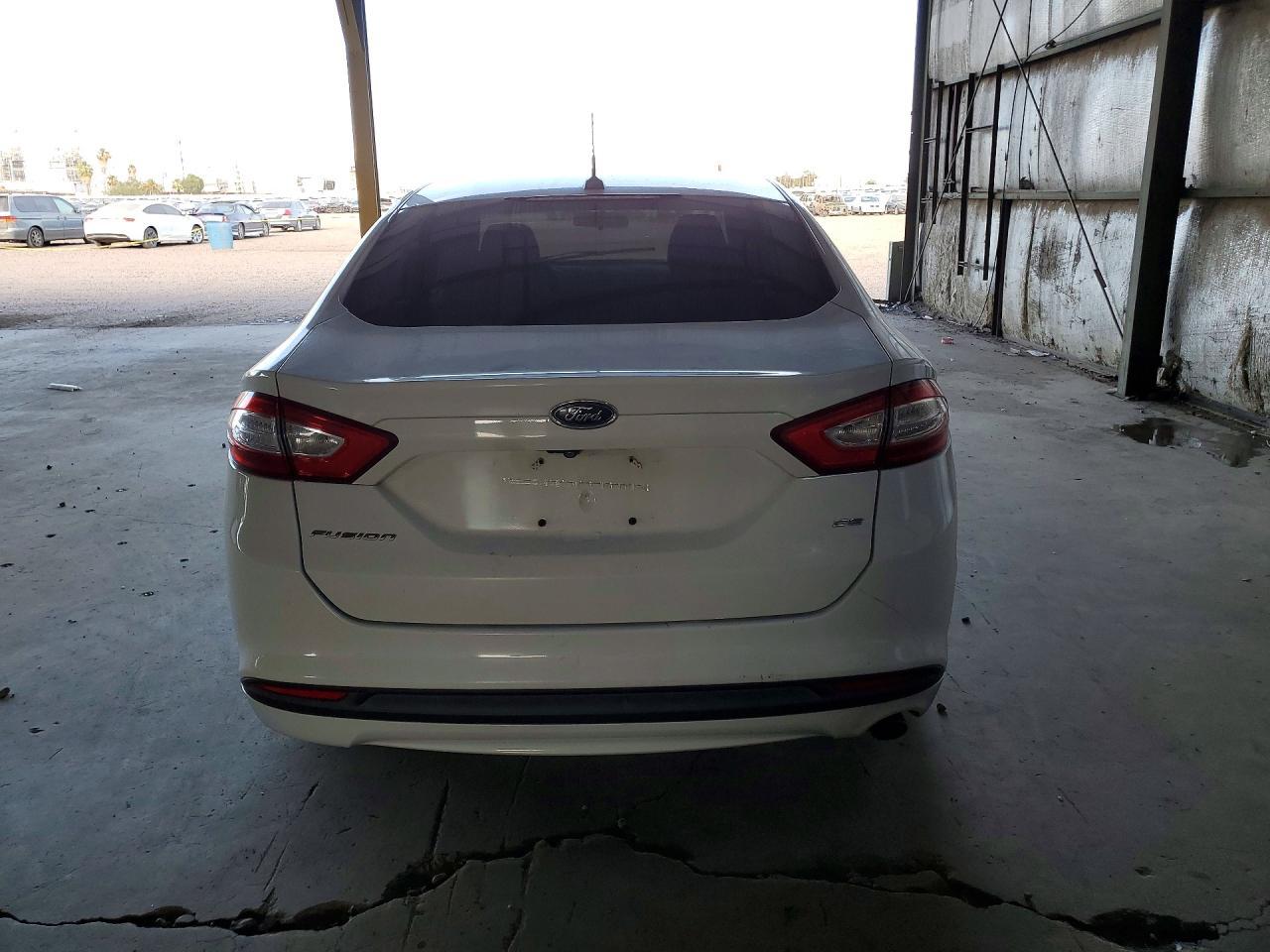 2015 Ford Fusion Se - Фото 6