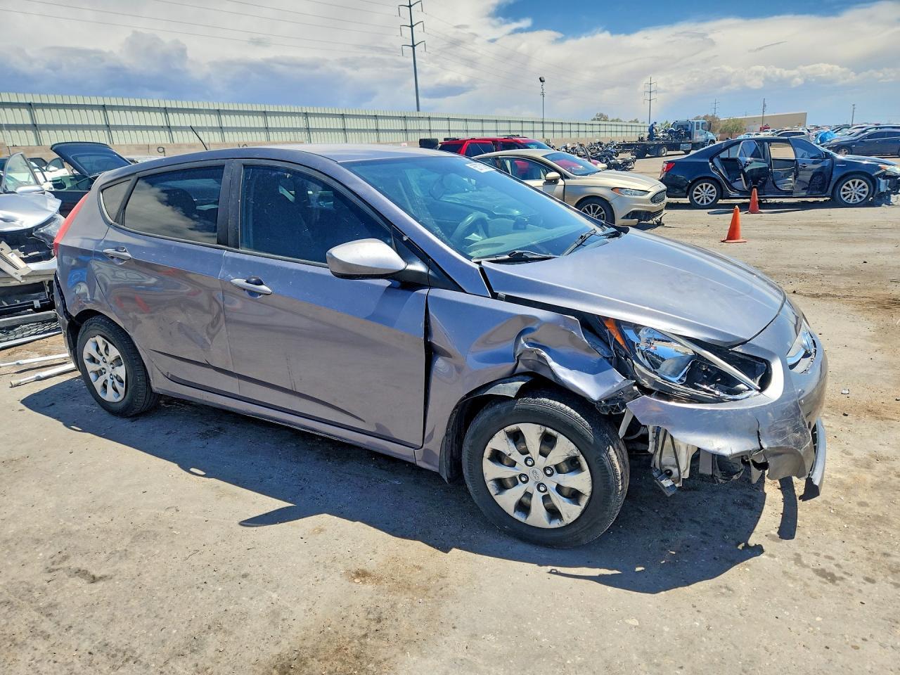 2017 Hyundai Accent Se - Image 4