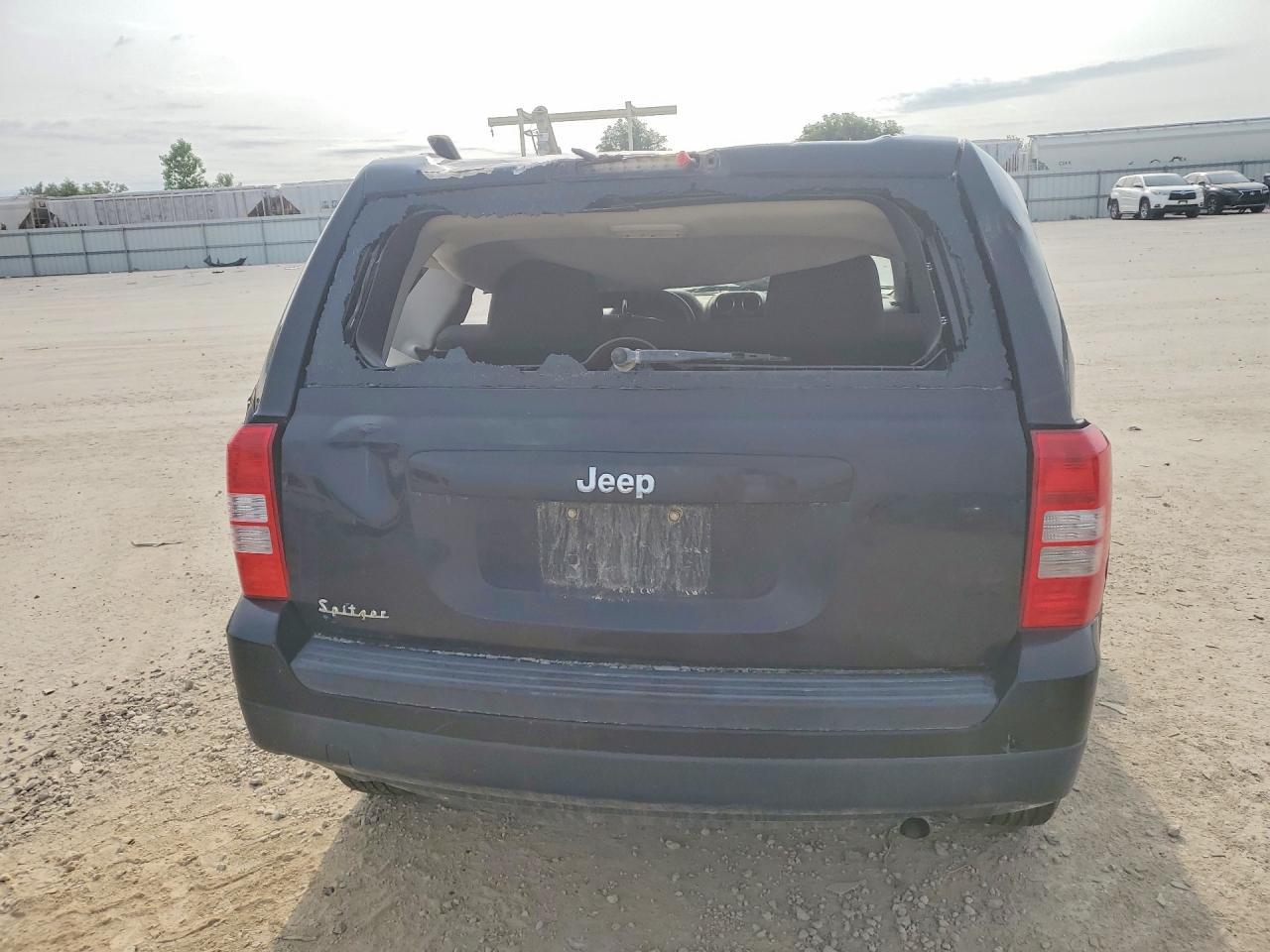 2014 Jeep Patriot Sport - Image 6