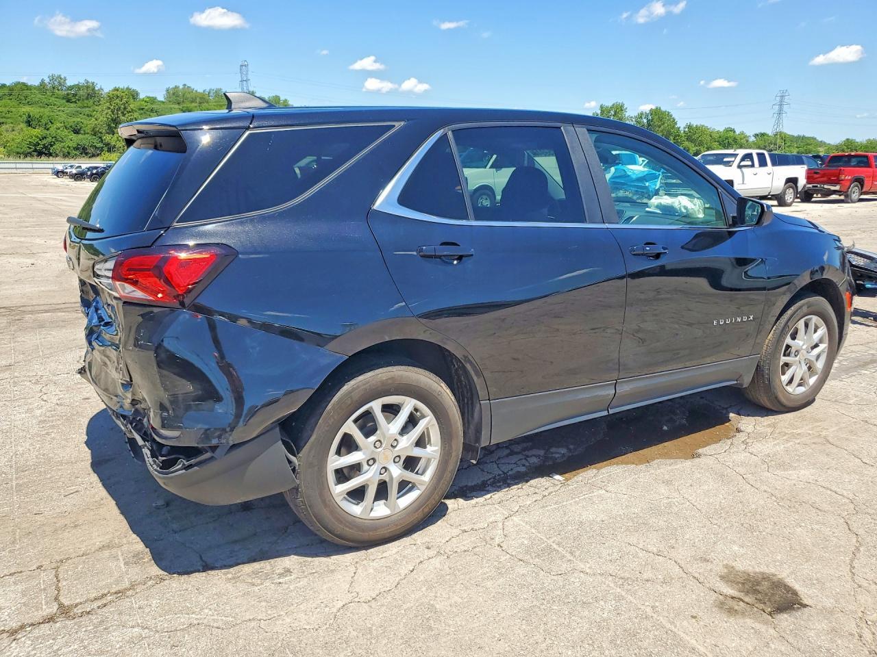 2024 Chevrolet Equinox Lt - Фото 3