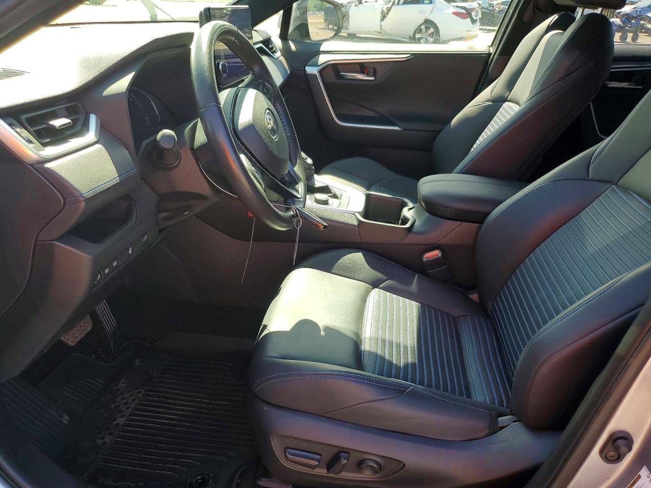 2023 Toyota Rav4 Xse - Image 7