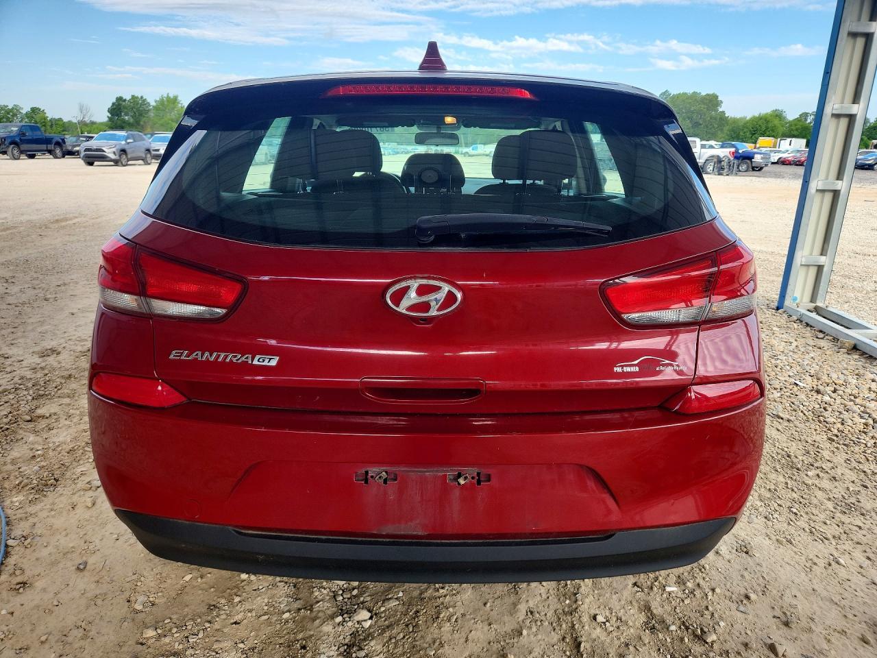 2018 Hyundai Elantra Gt Base - Фото 6