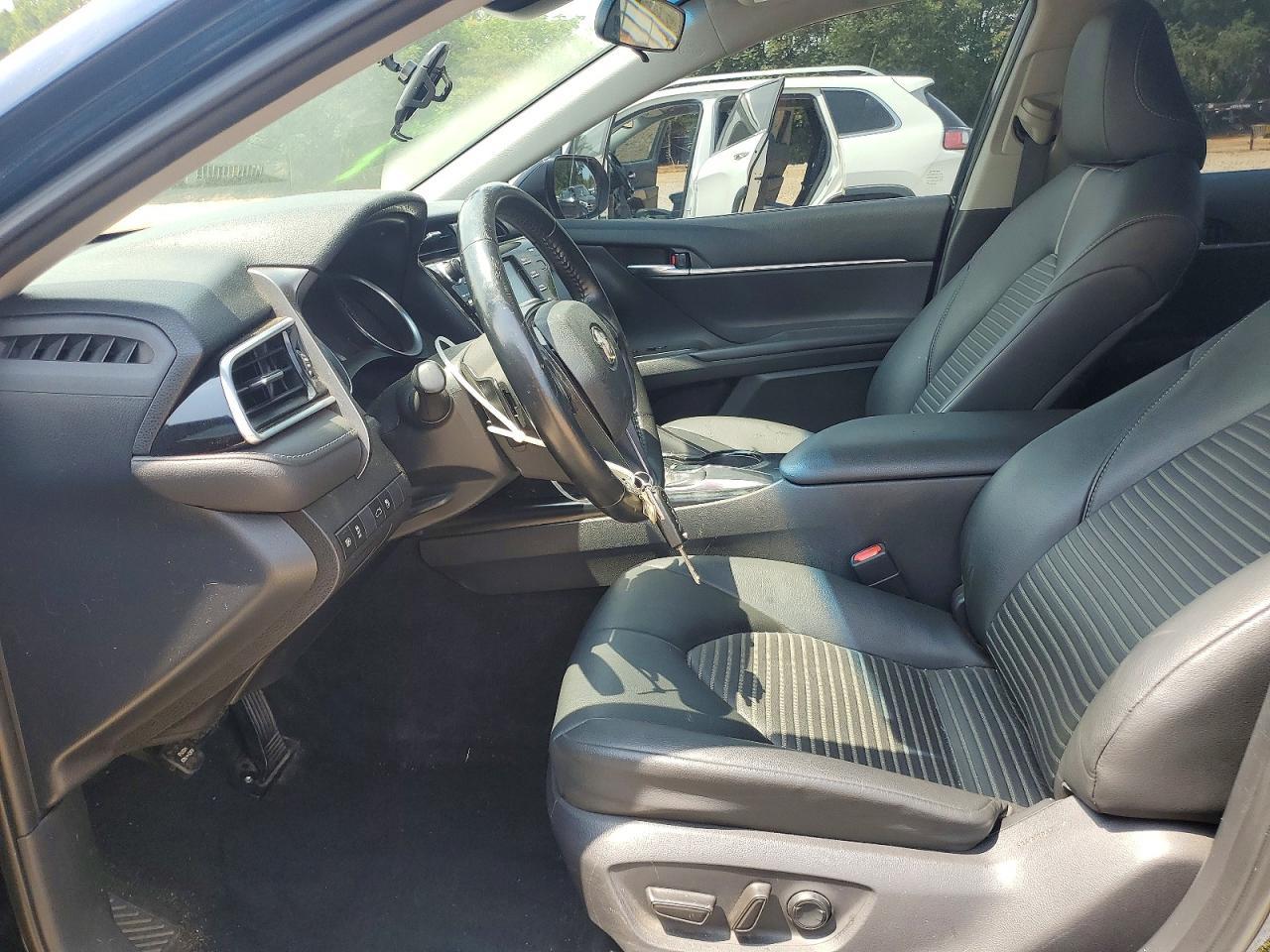 2018 Toyota Camry Se - Фото 7