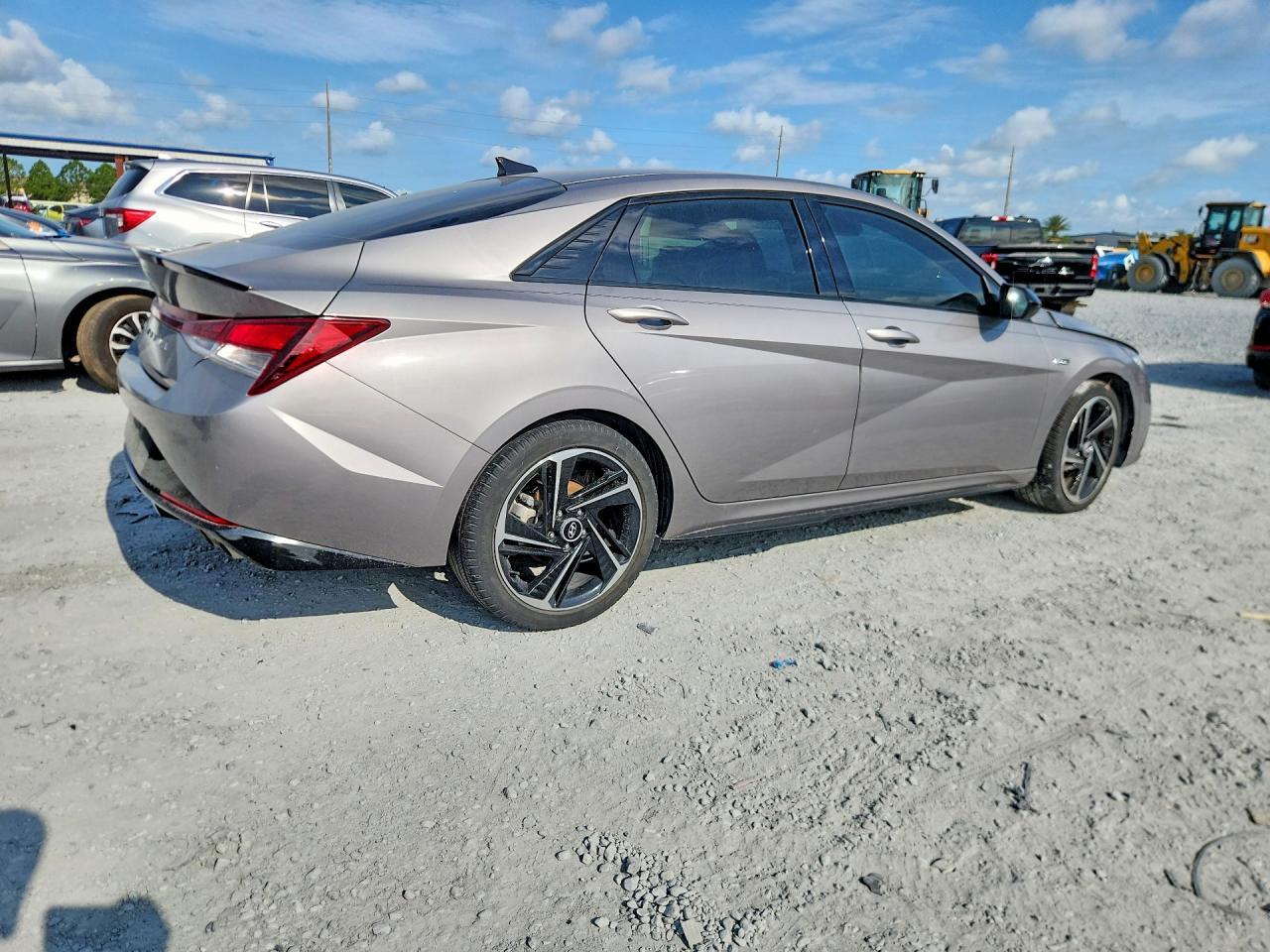2023 Hyundai Elantra N Line - Фото 3