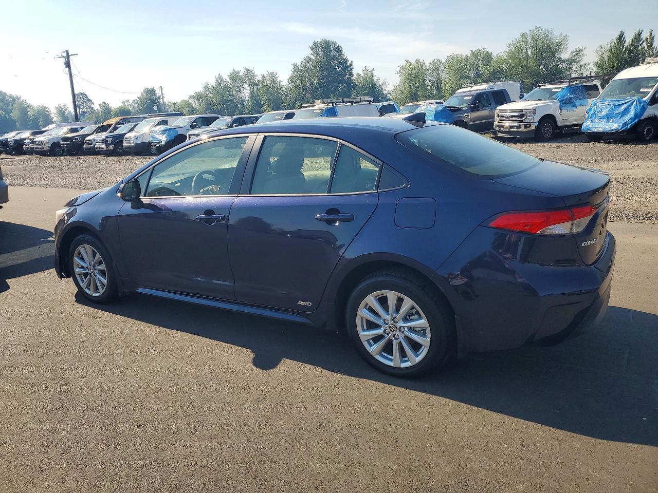2025 Toyota Corolla Hybrid Le - Фото 2