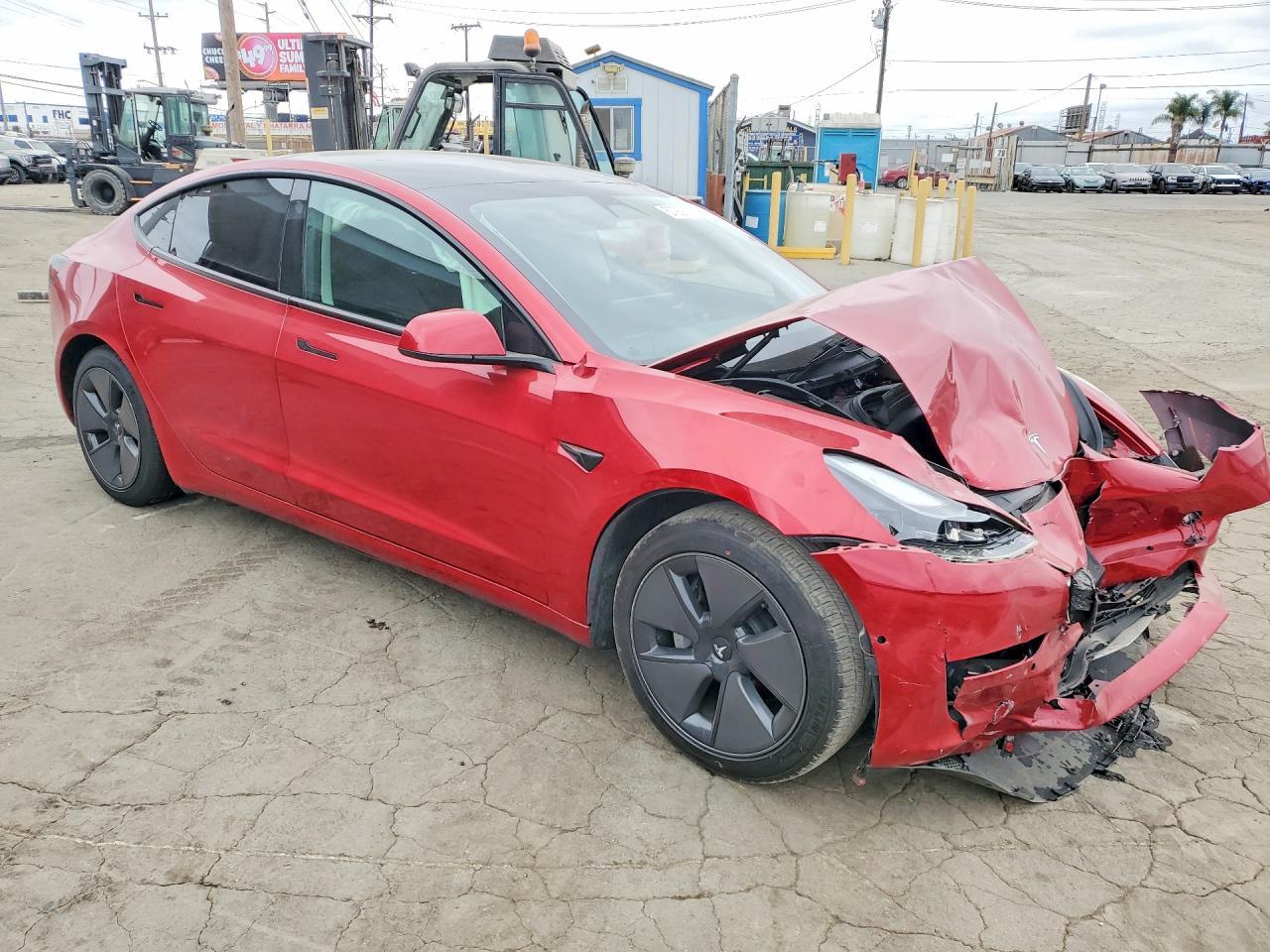2021 Tesla Model 3 - Фото 4