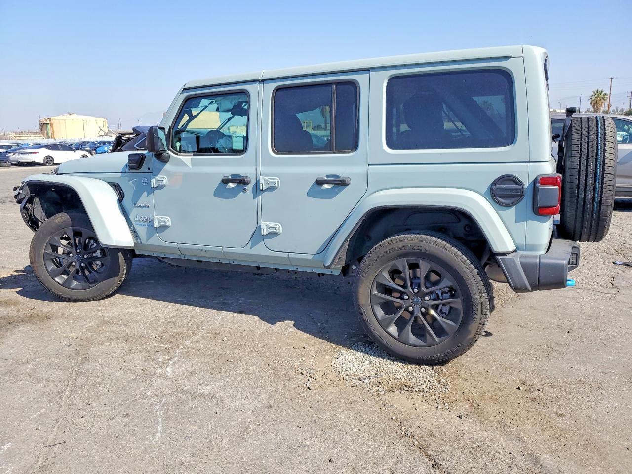 2024 Jeep Wrangler Sahara 4Xe - Image 2