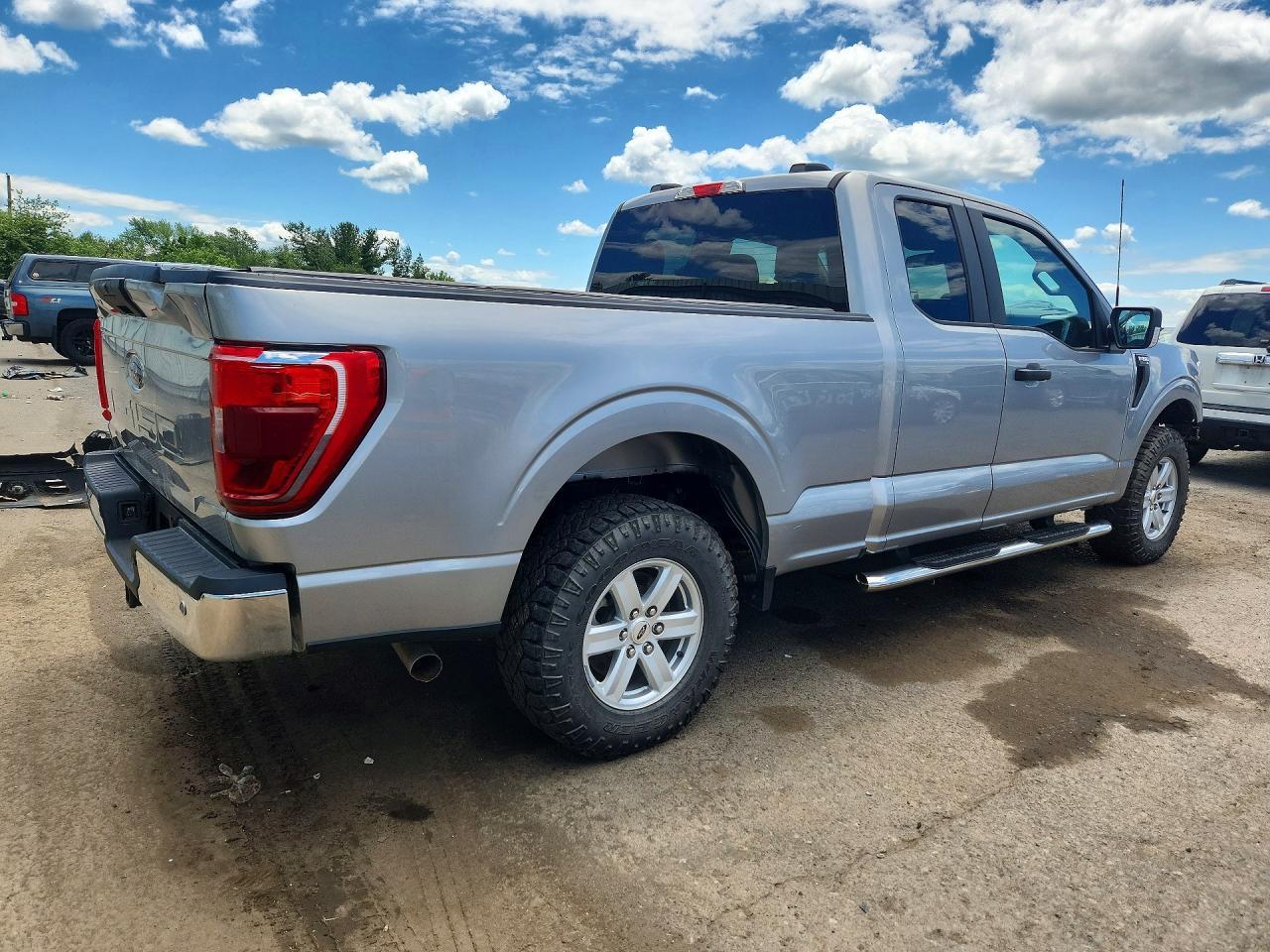 2022 Ford F150 Super Cab - Фото 3