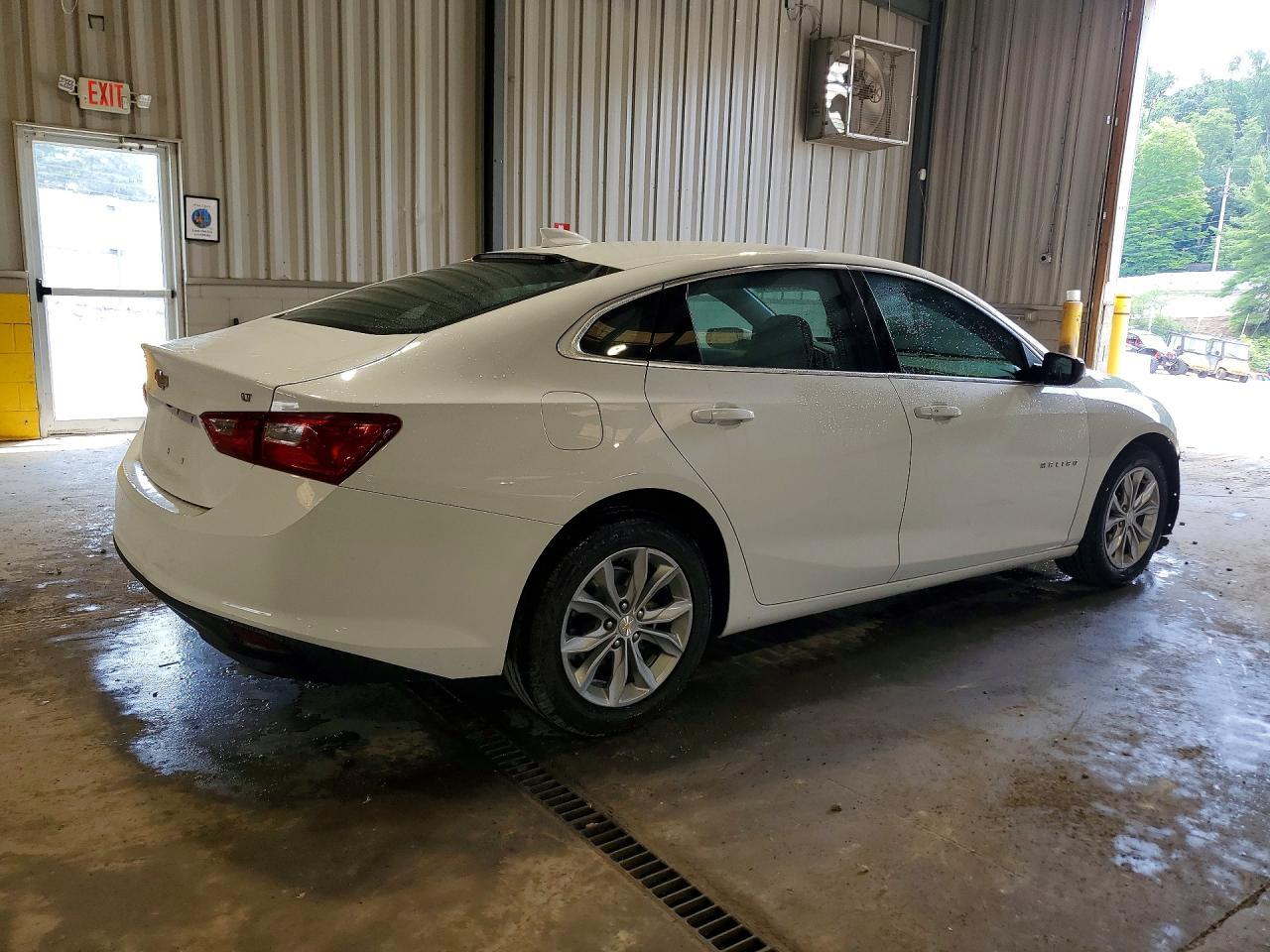 2023 Chevrolet Malibu Lt - Фото 3